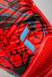 Reusch Attrakt Grip 5370815 3334 black red 4